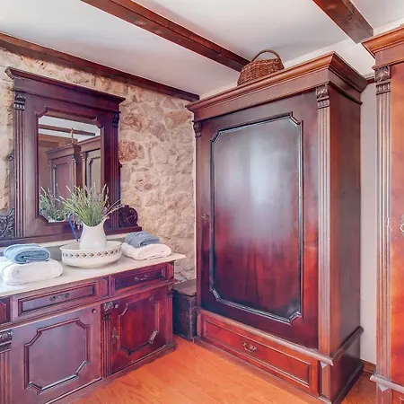 Hilltop Vidovici Apartamento *